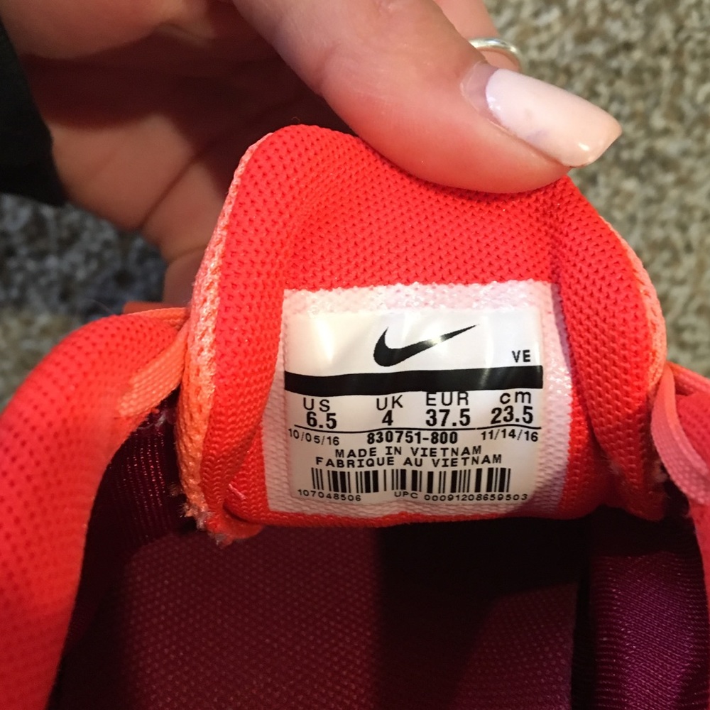 Nike’s! - Picture 3 of 3